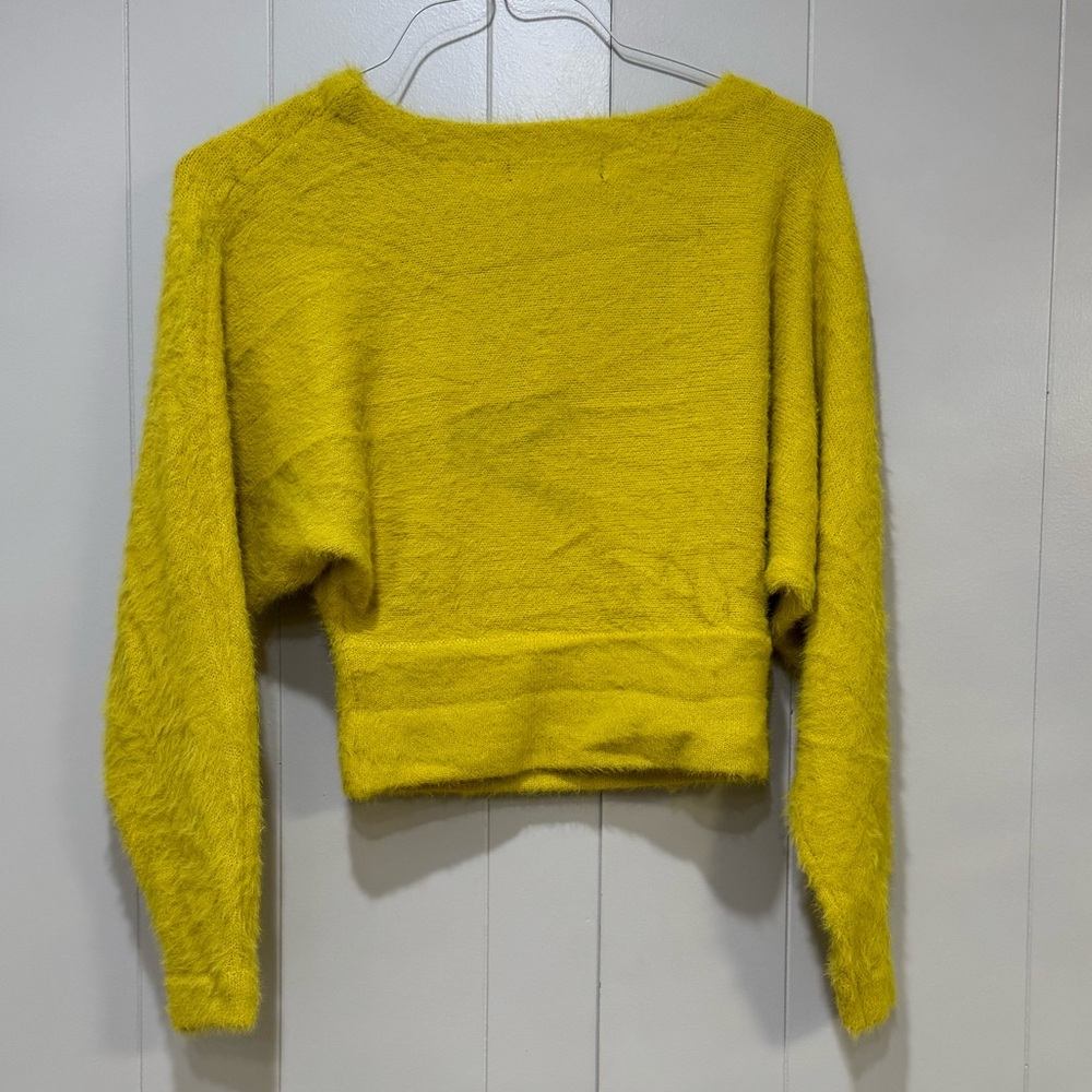 Forever 21 Citron Yellow Knit Sweater Women’s Small NWT Long Sleeve Pullover Top - Picture 4 of 7